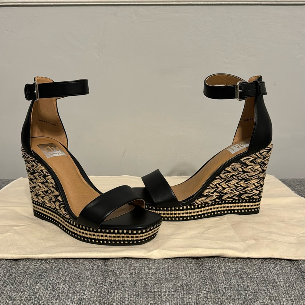 Dolce Vita Hamlet wedges